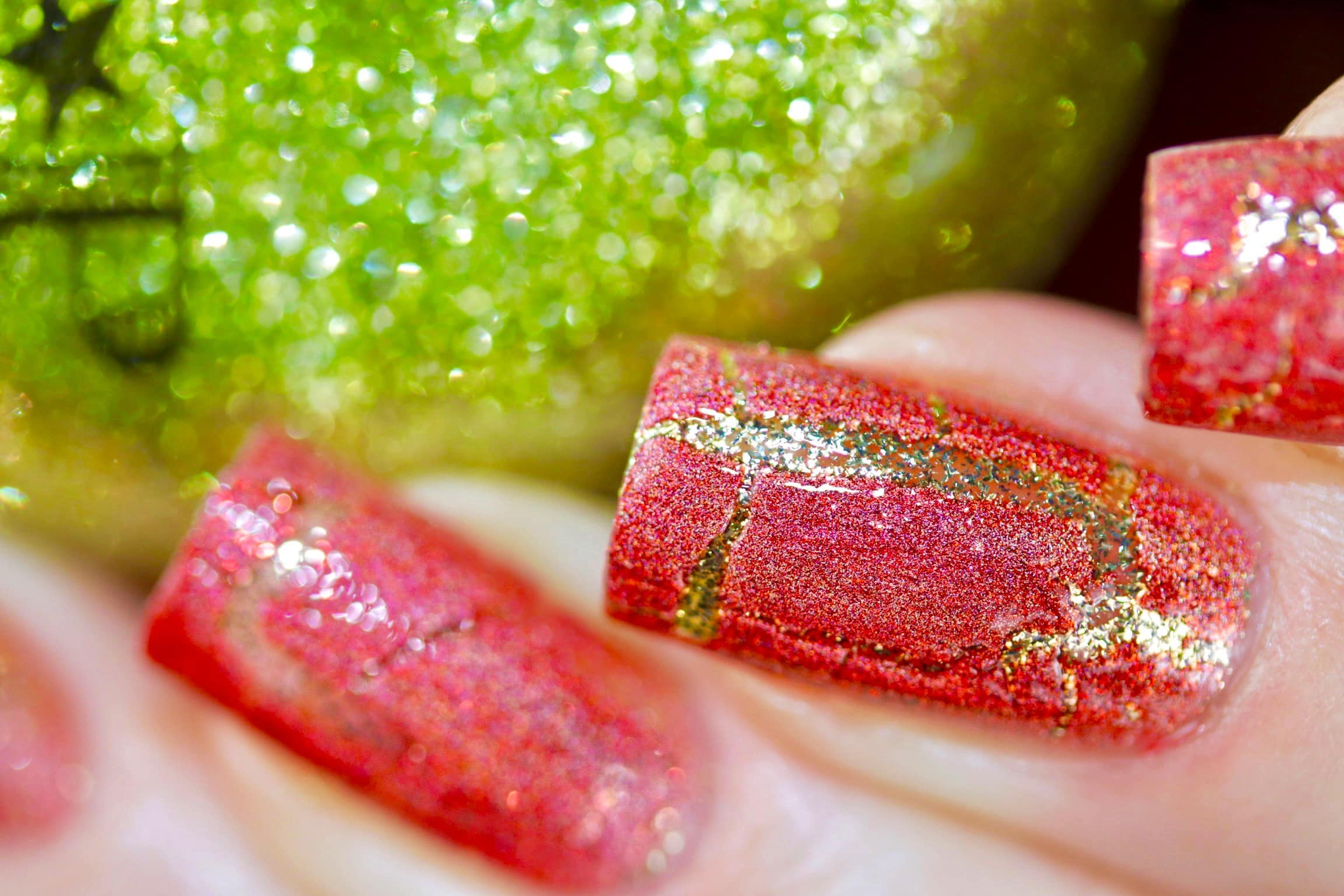 Heavy Metal Neon, bon bon gel (Neon Reflective Glitter Gel Nail Polish |  enailcouture